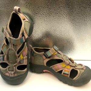 KEEN Girl’s sandals (000322)